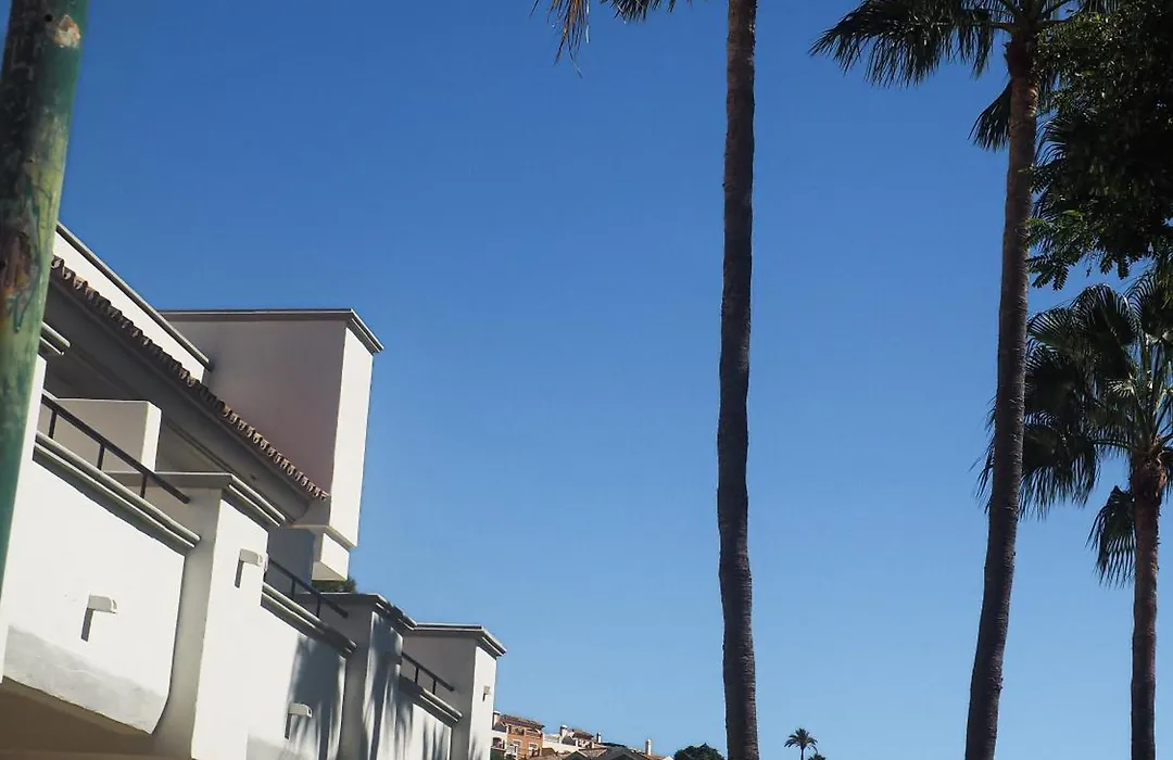 Elviria Hills Living-1