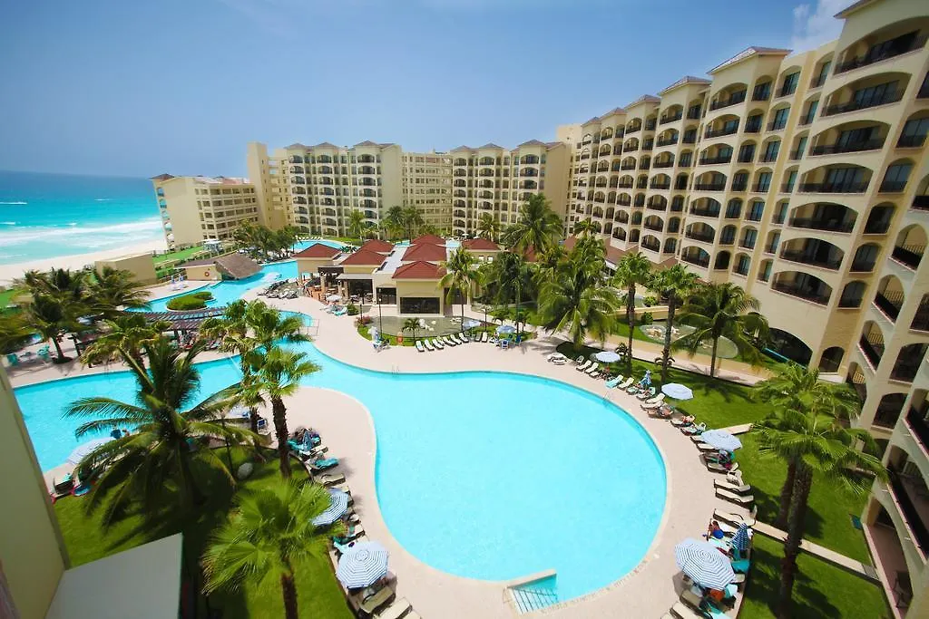 The Royal Islander - An All Suites Resort-1