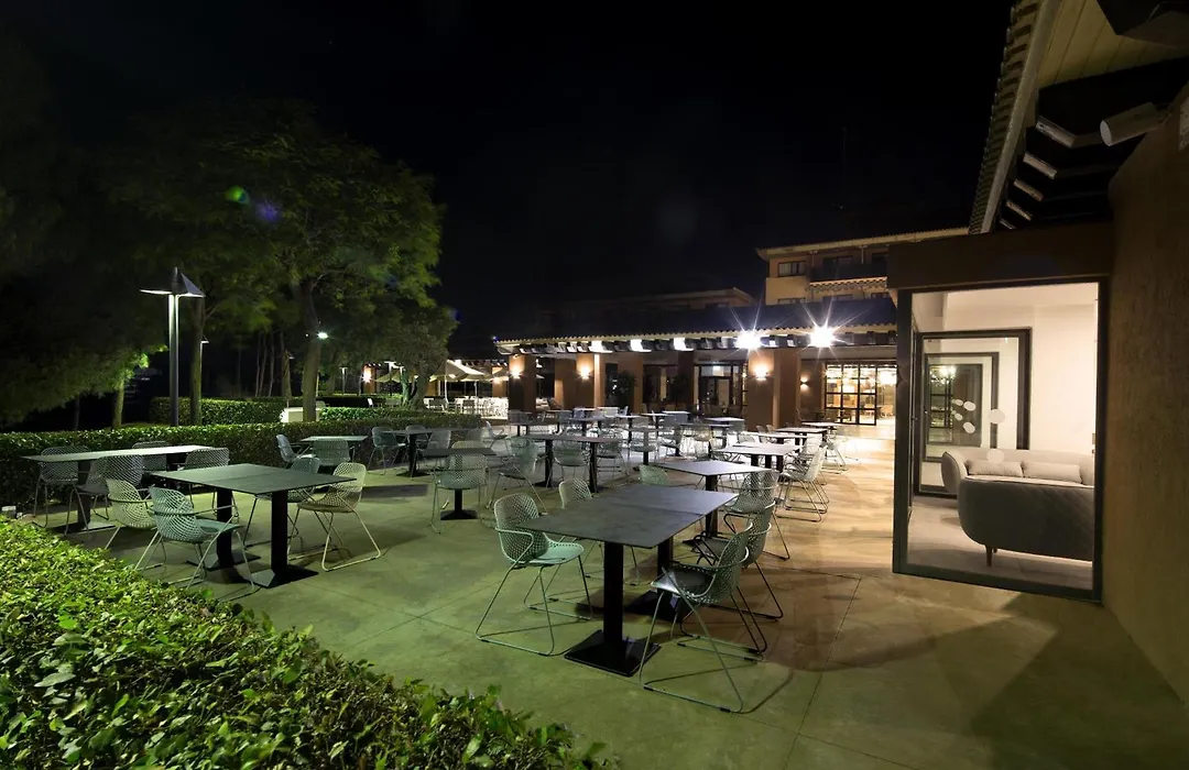 Doubletree By Hilton Islantilla Beach Golf Resort-1