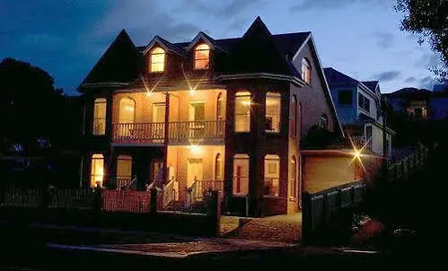 Stonecutters Inn-1