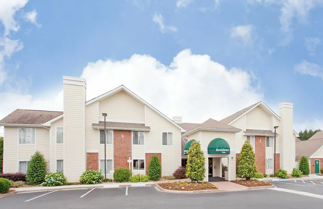 Vivo Living Charlotte-1