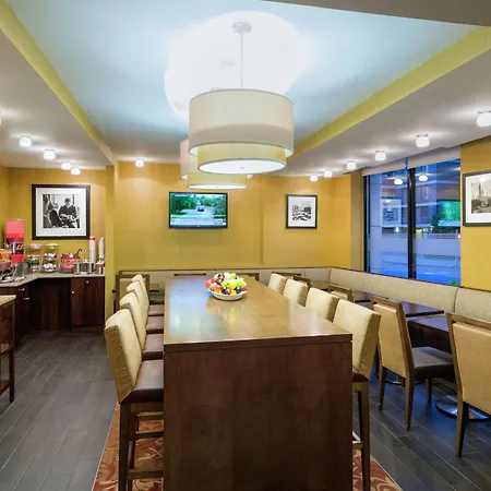 Hampton Inn Manhattan-Seaport-Financial District-3