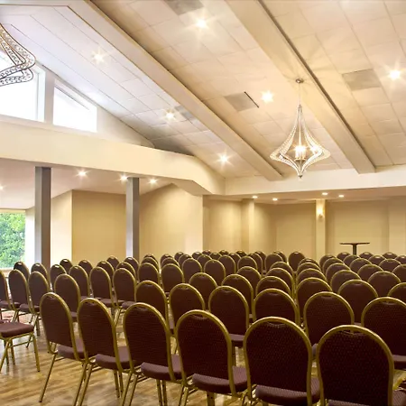 Ramada By Wyndham Fort Lauderdale Airport/Cruise Port-2