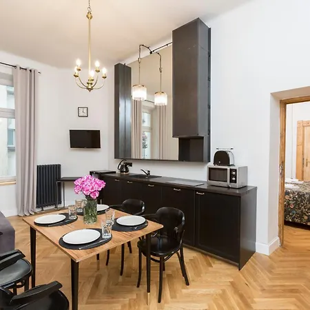 Antique Apartments Plac Szczepanski-3