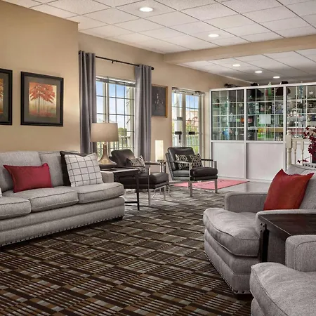 Ramada By Wyndham Pigeon Forge North-3