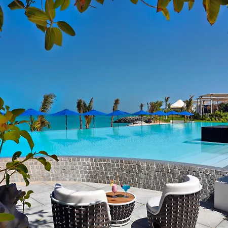 Nurai Island Resort-2