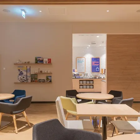 Holiday Inn Express & Suites - Potsdam By Ihg-3