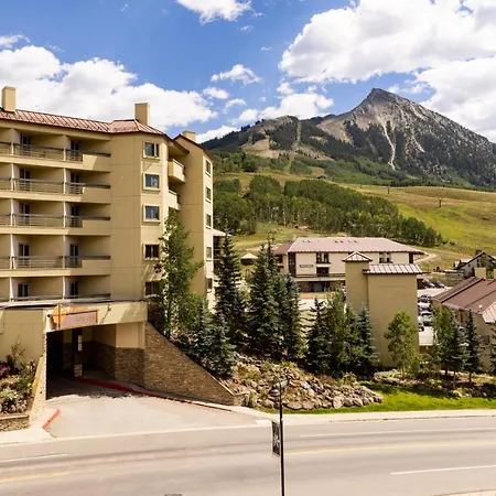 Elevation Hotel & Spa-3