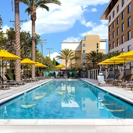 Home2 Suites By Hilton Anaheim Resort-2