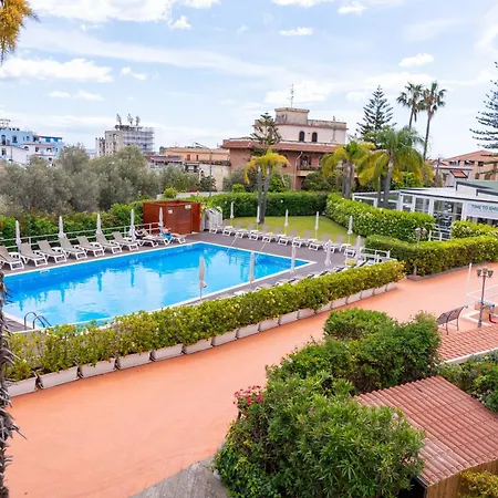 Residence Villa Giardini-3