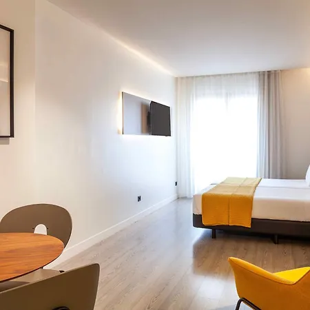 Suites Viena Plaza de España-2