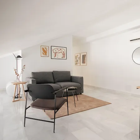 11Th Principe By Splendom Suites-3