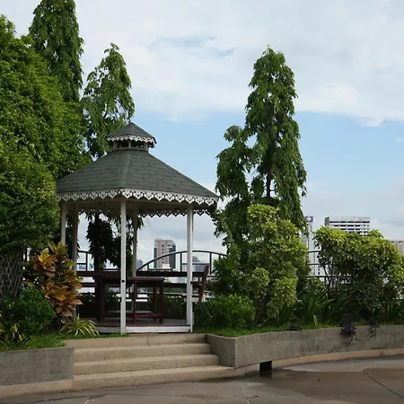 Royal Suite Hotel Bangkok-2