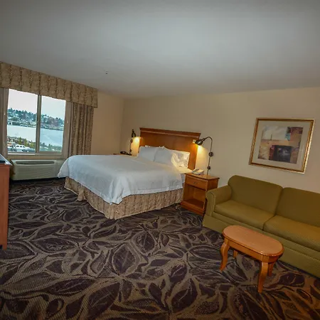 Hampton Inn & Suites Bremerton-3