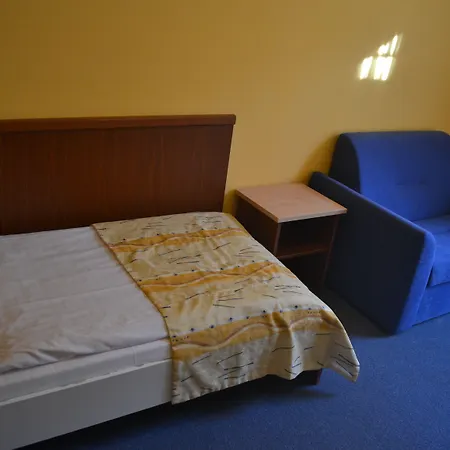 Aparthotel Austria Suites-2