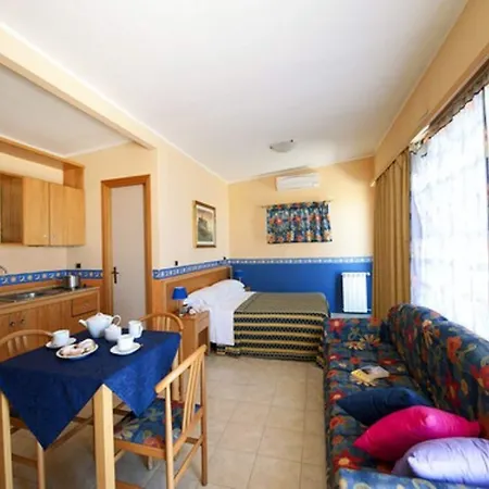 Villaggio Albergo Internazionale La Plaja-3