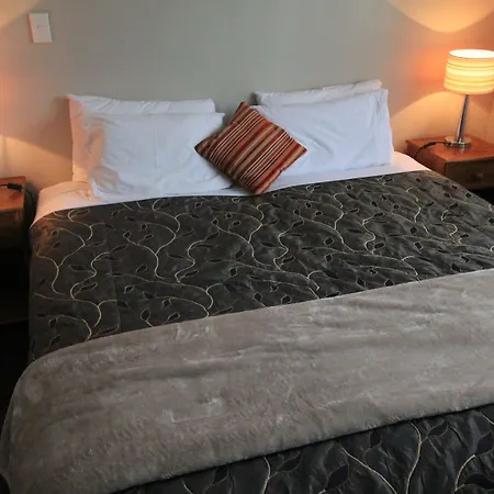 Courtney Motel-2