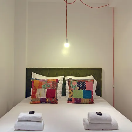 Short Stay Group Museum View Serviced Apartments-3