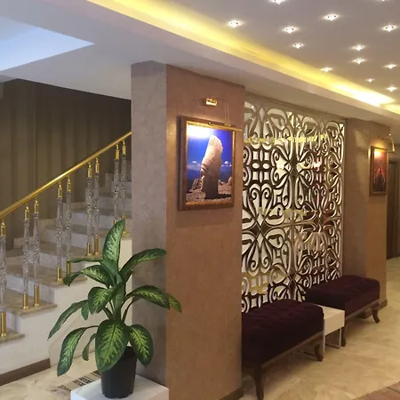 Golden Rain Hotel Old City-3