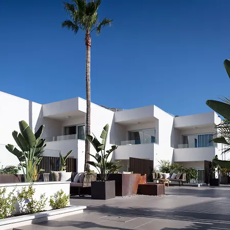 Ohasis Boutique Suites-3