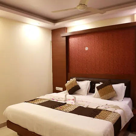 Hotel Shivam International-2