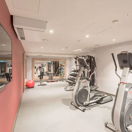 Hampton By Hilton Frankfurt City Centre East-3