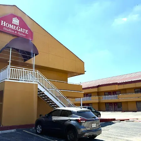 Homegate Studios & Suites San Antonio Medical Center-2