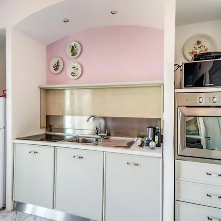 M Suites Sorrento-2