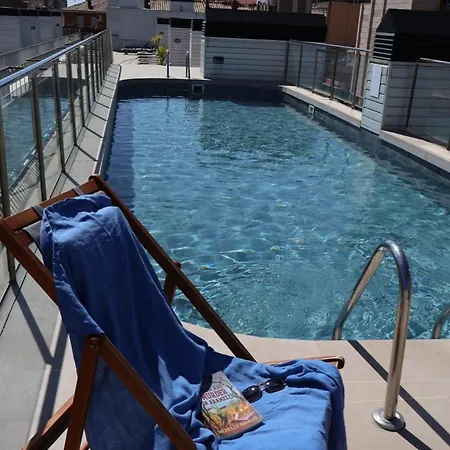 Aparthotel Bcn Montjuic-2