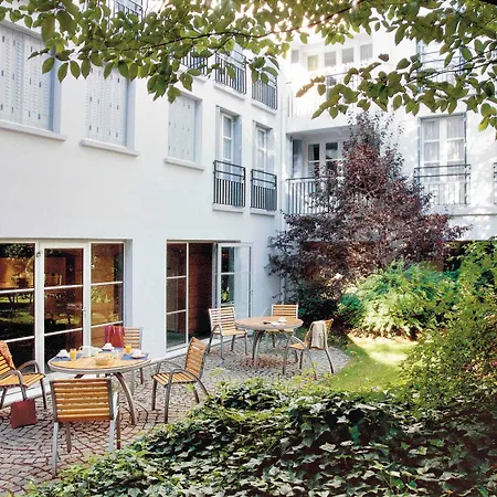 Aparthotel Adagio Paris Montmartre-2