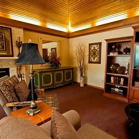 The Inn At Tallgrass-2