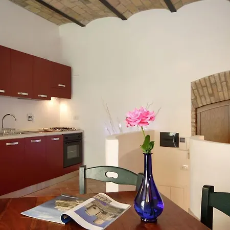 Borgo Papareschi-2