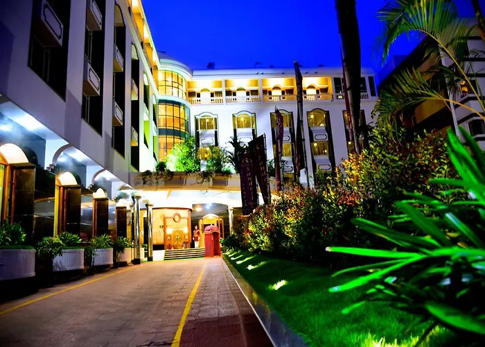 Golf hotels Sandesh The Prince