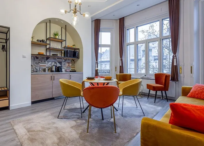 Gellert Suites