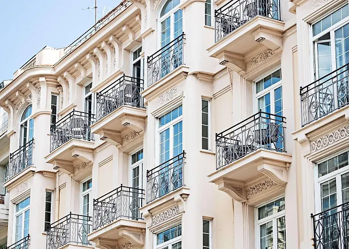 Le Riviera Collection, Signature Collection By Best Western