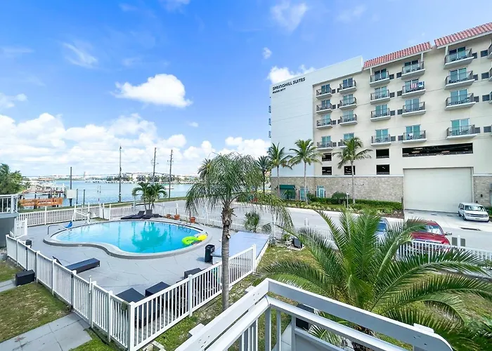Sunrise Resort Motel South