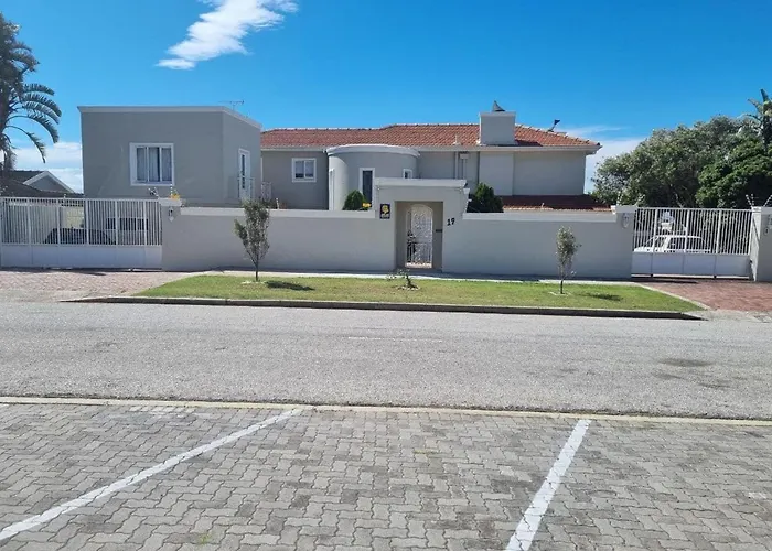 Guest house: Kings Beach Cottages