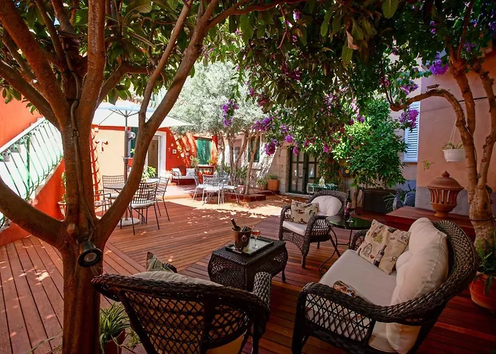 Boutique Guest Accommodation Zephyrus