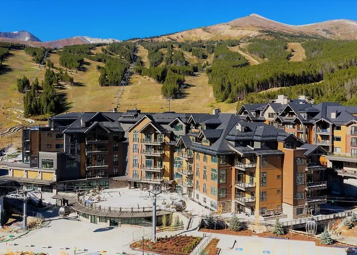 Luxury hotel only: Grand Colorado On Peak 8