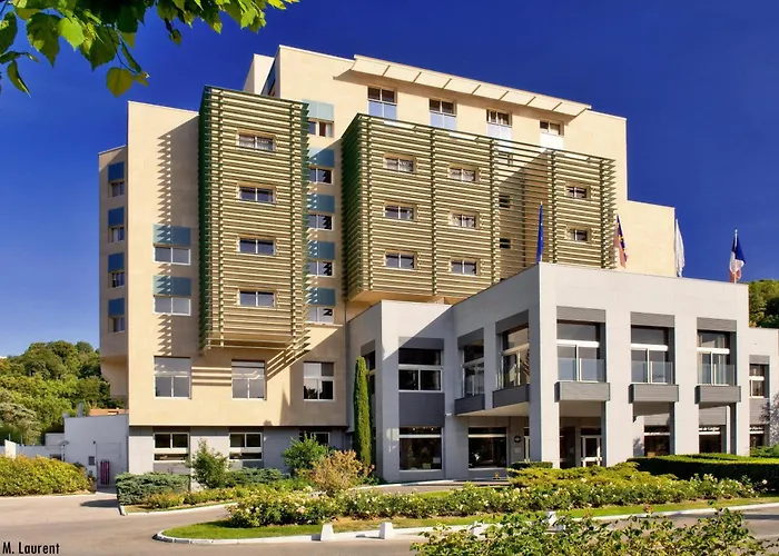 Hôtel avec piscine: Hôtel Lyon Métropole