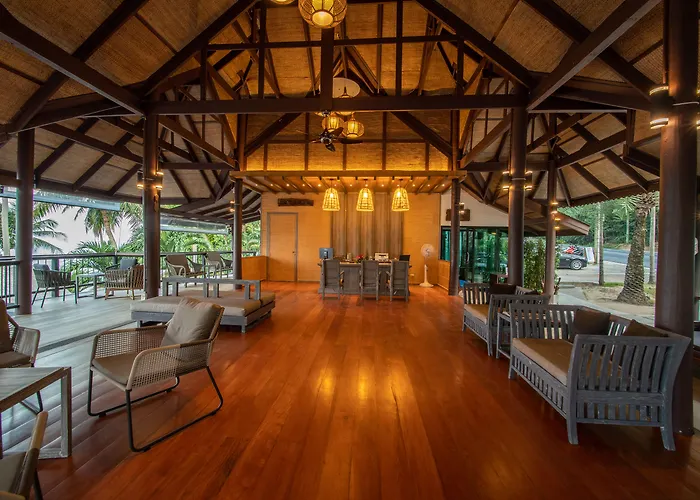 Hotel mit Aussicht: Coral Cliff Beach Resort Samui - Sha Plus