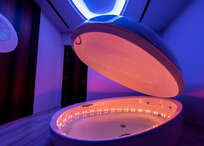 Adams Beach Hotel & Spa (Adults Only)