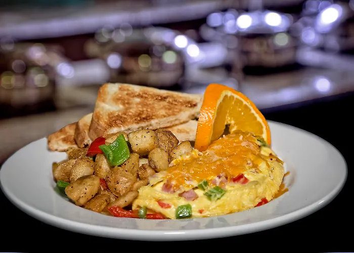 Romantic hotel: Clarion Hotel & Suites Conference Center Memphis Airport