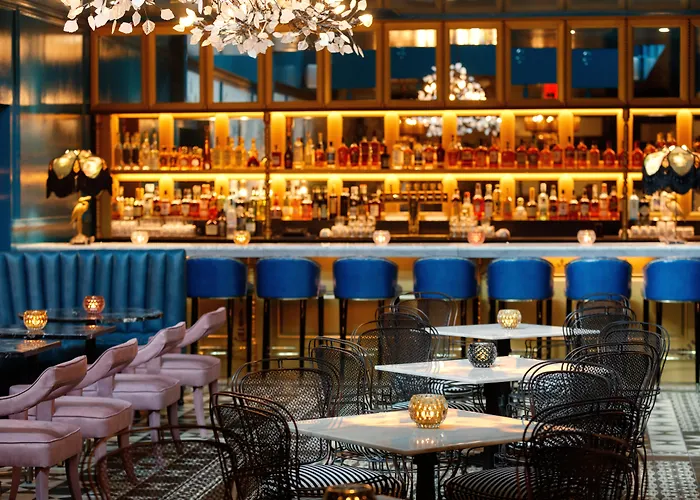 Pet Friendly hotel: Kimpton Hotel Fontenot By Ihg