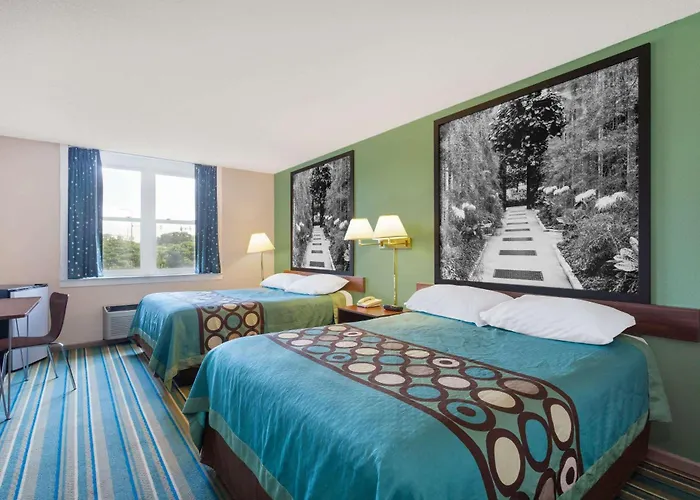 Super 8 By Wyndham Harrisburg Hershey West