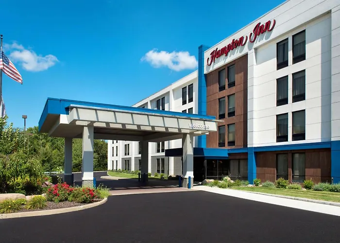 Pet Friendly hotel: Hampton Inn Middletown