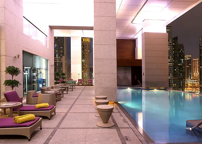 Family Hotel: Voco - Bonnington Dubai By Ihg