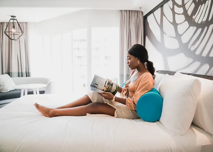 Pullman Cairns International