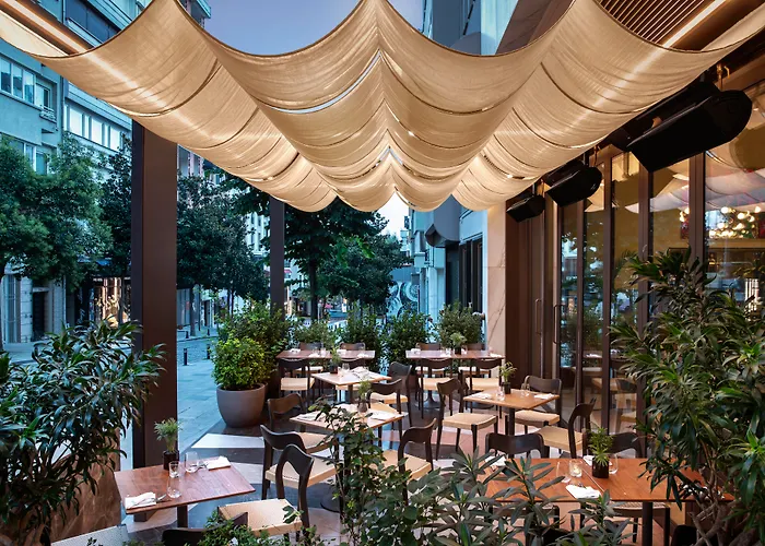 Pet Friendly hotel: Glens Palas Istanbul Nisantasi