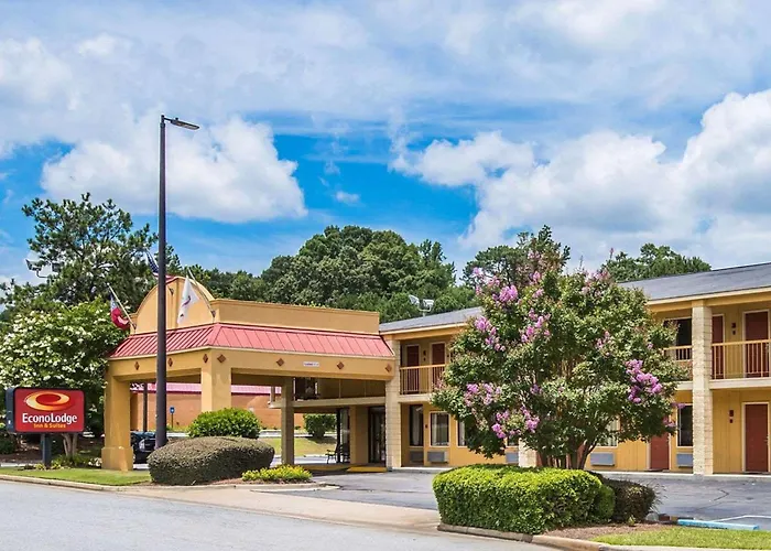 Motels Econo Lodge Inn & Suites Columbus Near Fort Benning